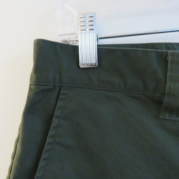 ADAPTURE Standard Fit Chino Pants in Mountain View Green Minimalist Size 32 - Picture 6 of 16